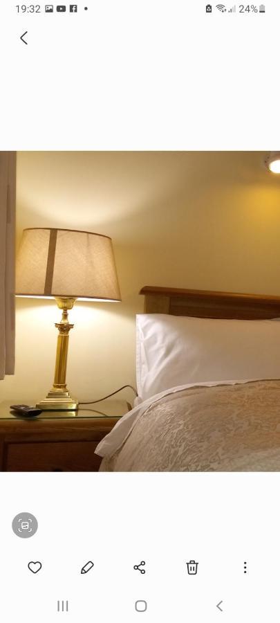 Отель Woodhaven Manor H91Rc9D Голуэй Экстерьер фото